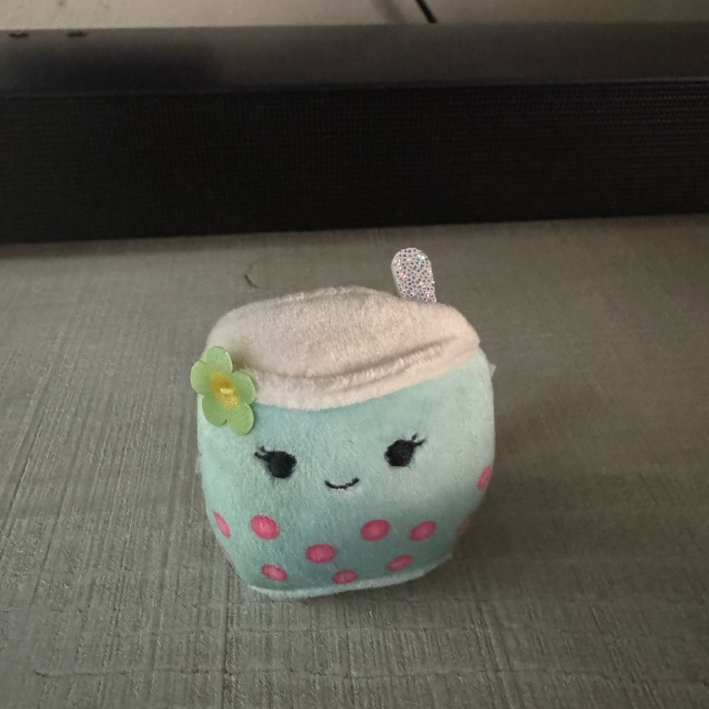 Mini Lot of 7 Squish mallows Stuffed Animals - Picture 5 of 10